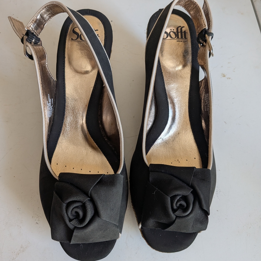 Sofft Women's Black Slingback Heels